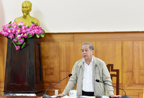 Chủ tịch UBND tỉnh Phan Ngọc Thọ phát biểu chỉ đạo tại buổi họp