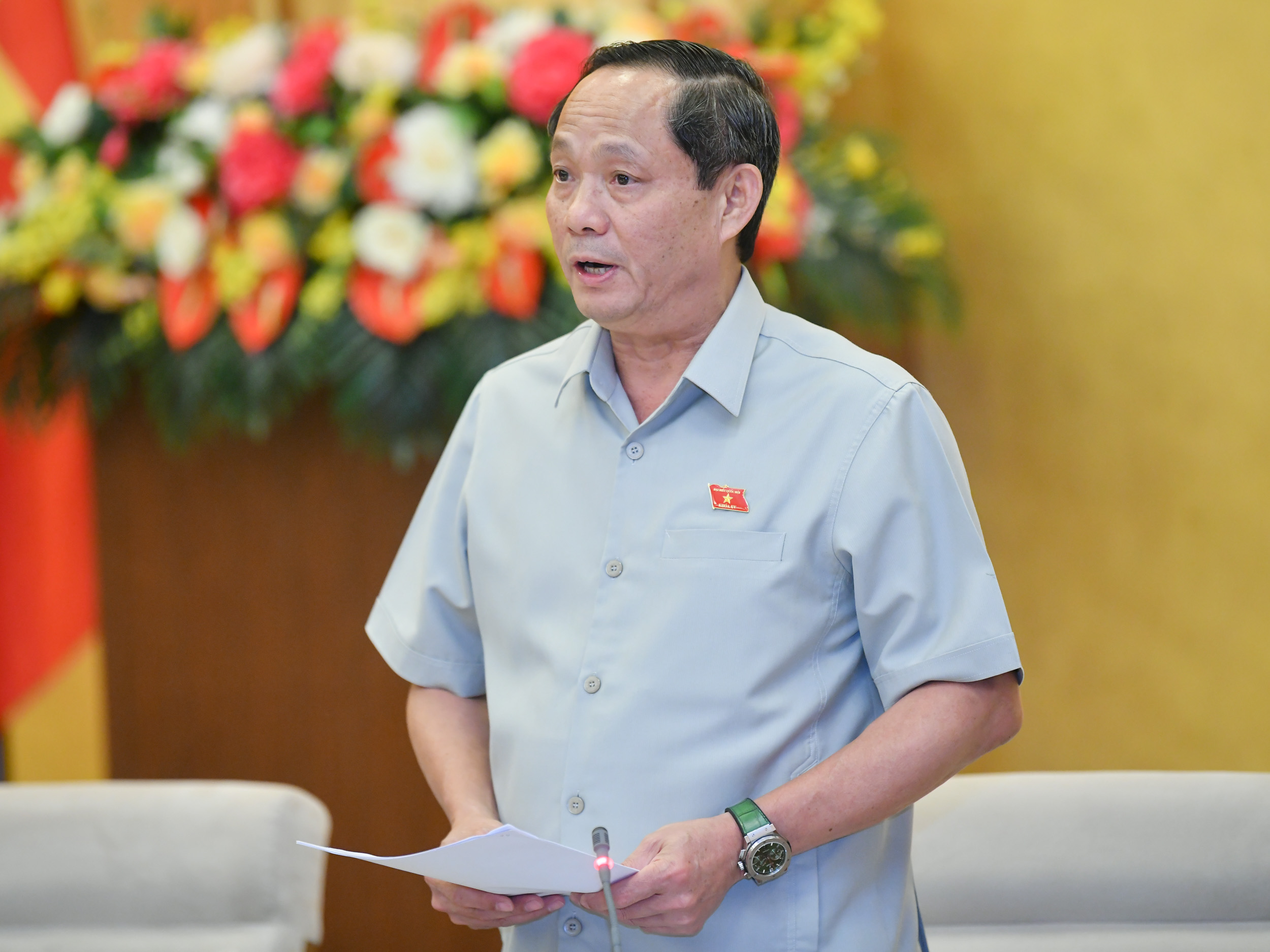 Thượng tướng Trần Quang Phương – Phó Chủ tịch Quốc hội phát biểu kết luận nội dung thảo luận.