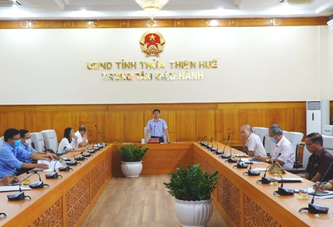 UVTV Tỉnh ủy, Phó Chủ tịch UBND tỉnh, Trưởng Ban chỉ đạo Nguyễn Thanh Bình phát biểu tại cuộc họp