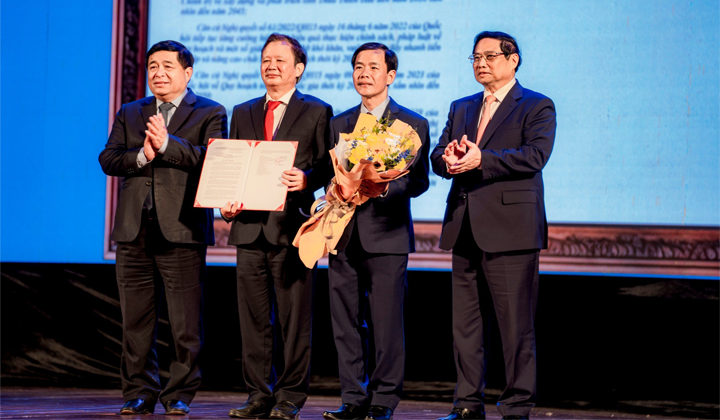 Thủ tướng Chính phủ Phạm Minh Chính trao quyết định công bố Quy hoạch tỉnh thời kỳ 2021-2030, tầm nhìn đến năm 2050